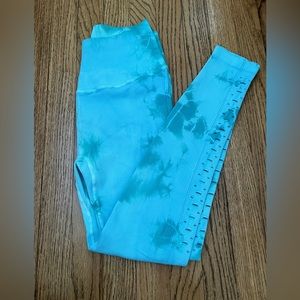 Spiritual Gangster leggings